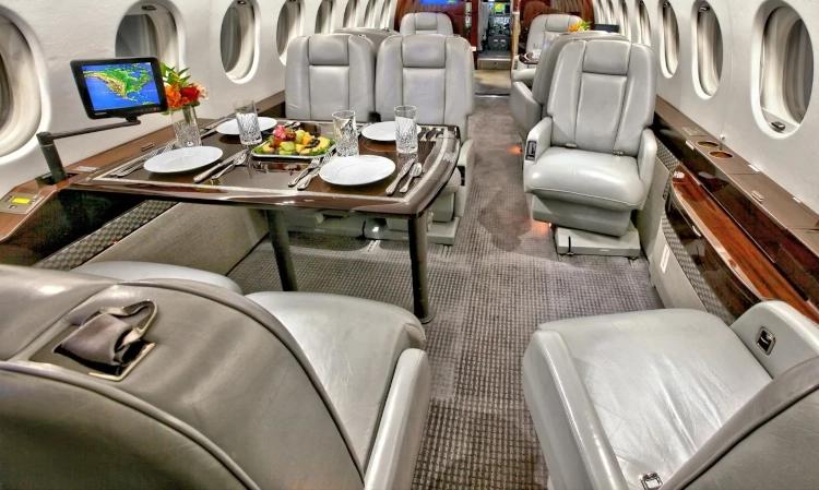Falcon 2000LX