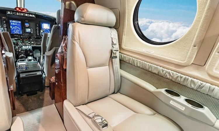 King Air 250