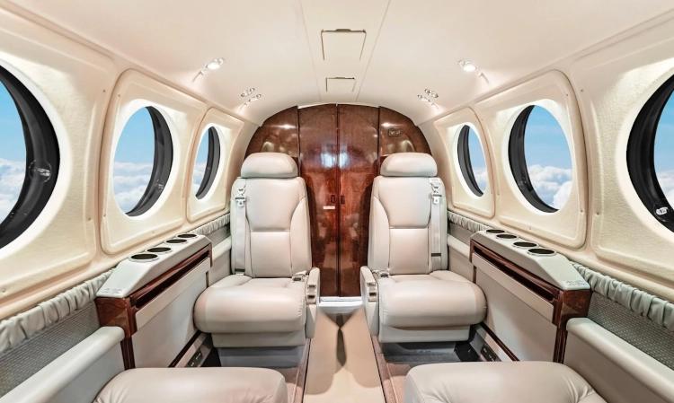 King Air 250