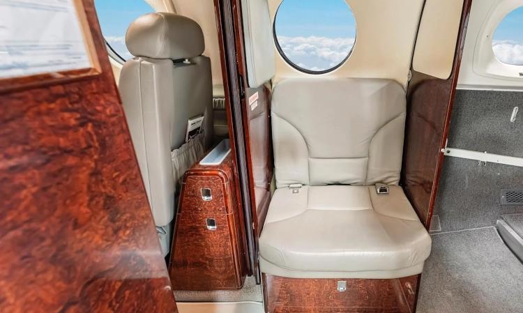 King Air 250