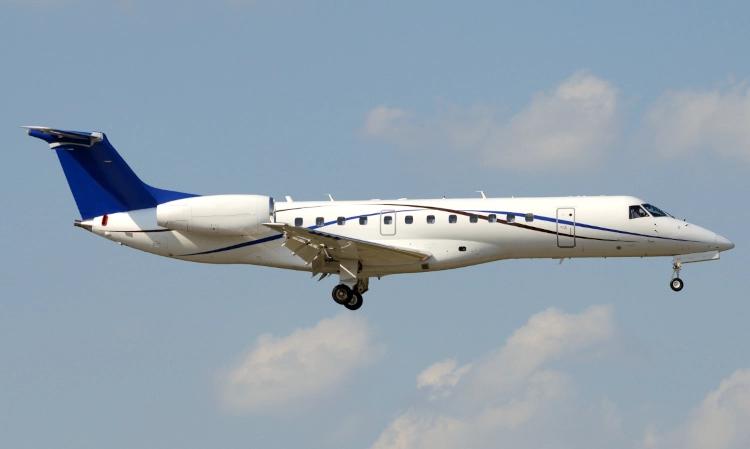Embraer 135