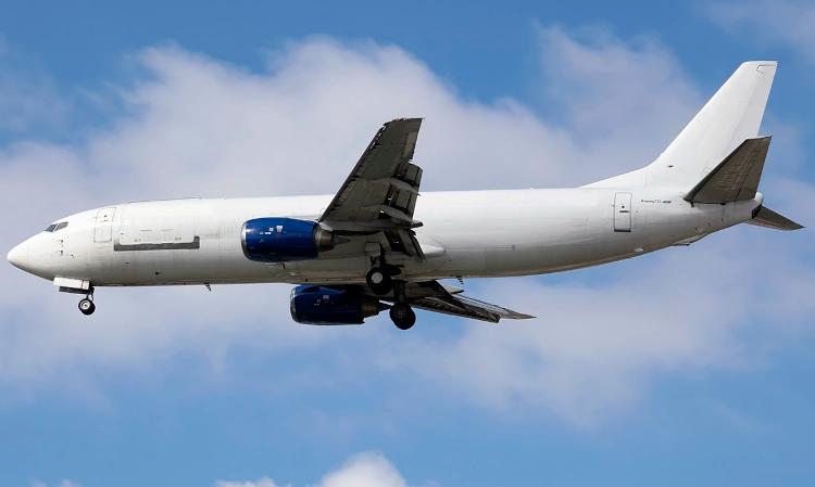 Boeing 737-400F