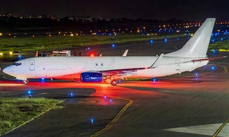 Boeing 737-800F