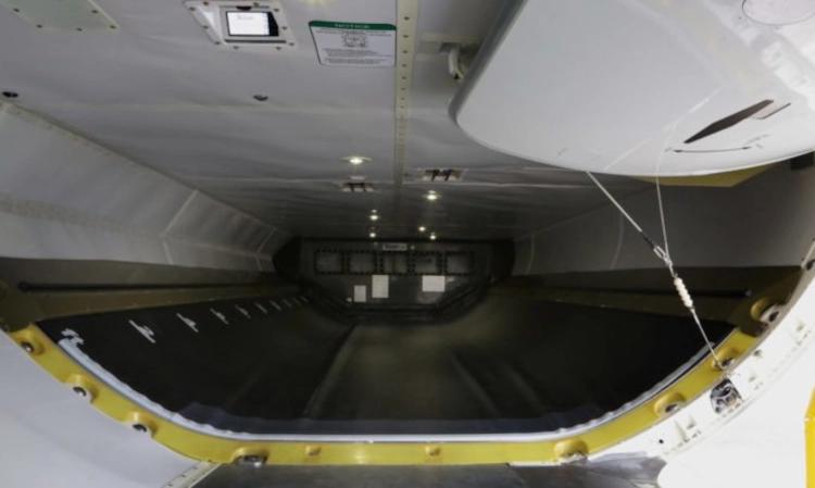 Boeing 737-800F