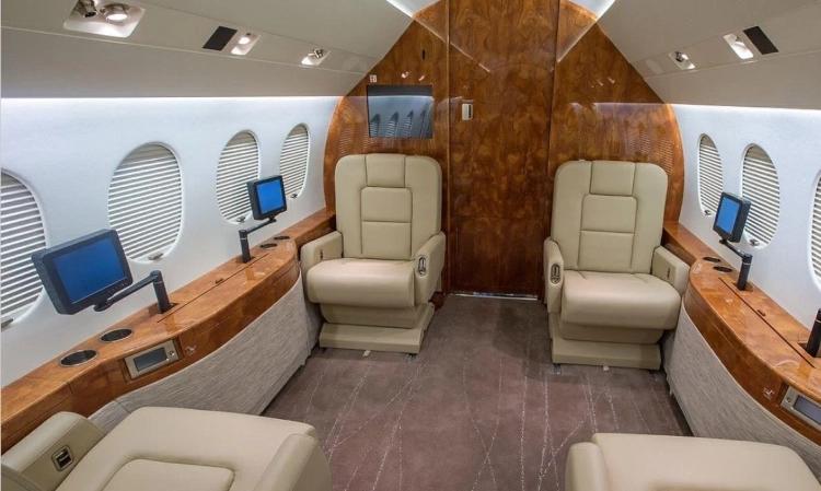 Falcon 2000LX
