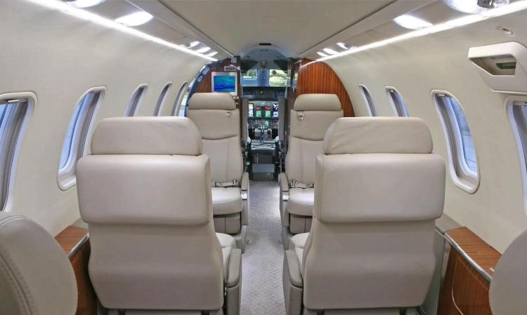Learjet 40XR