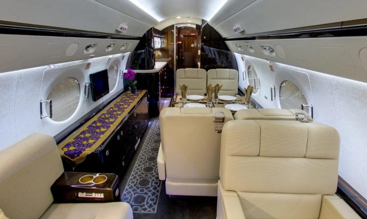 Gulfstream G550