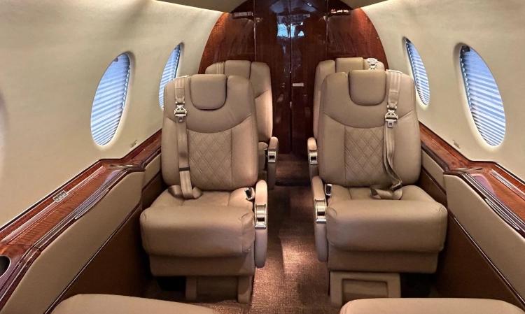 Hawker 400A