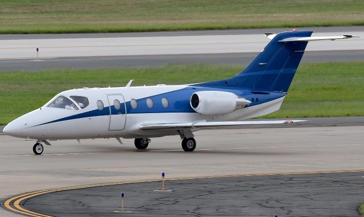 Hawker 400A