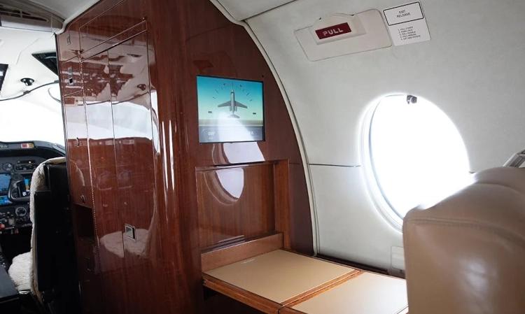 Hawker 400A