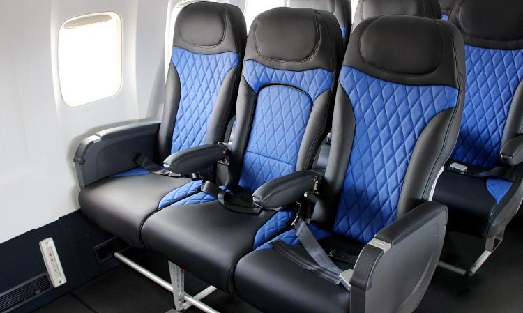 Boeing 737-500