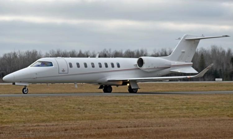 Learjet 75