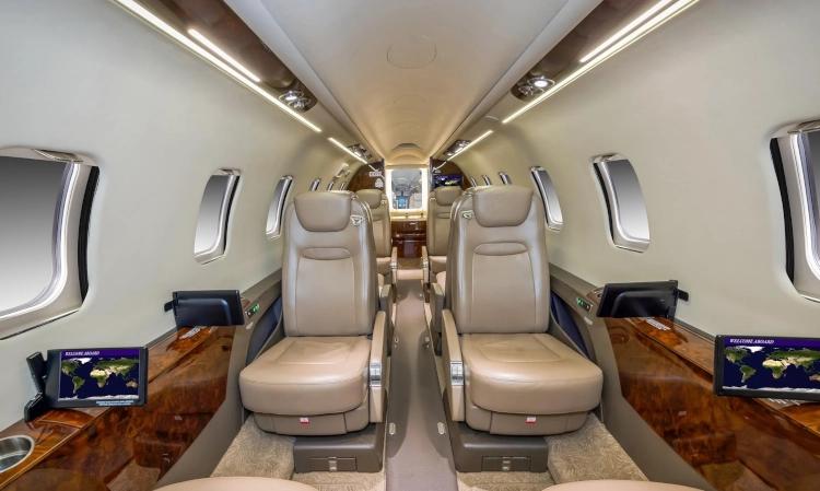 Learjet 75