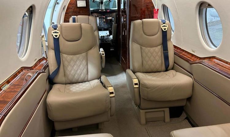Hawker 400A