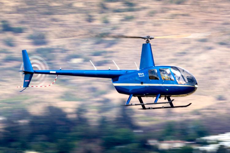 Robinson R44 II