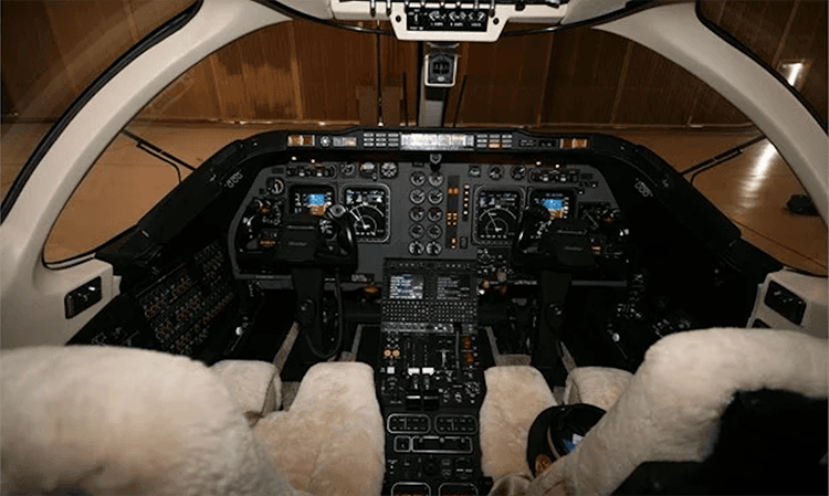 Hawker 400XP