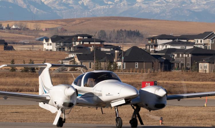 Diamond DA42