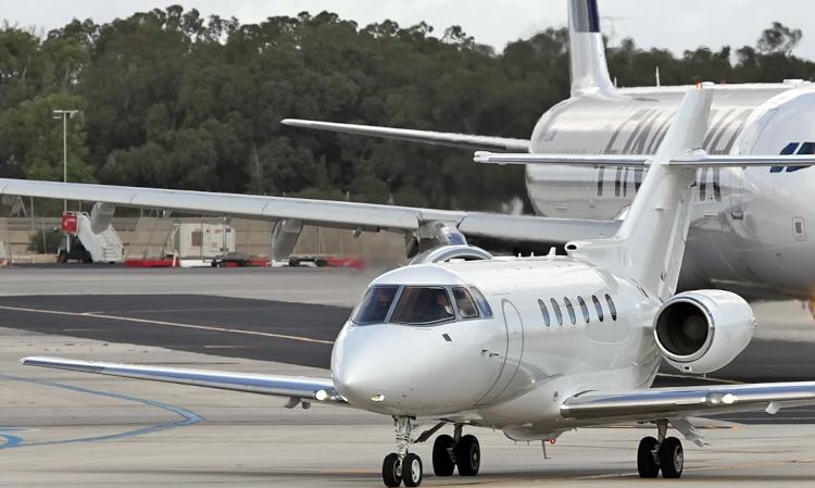 Hawker 750XP