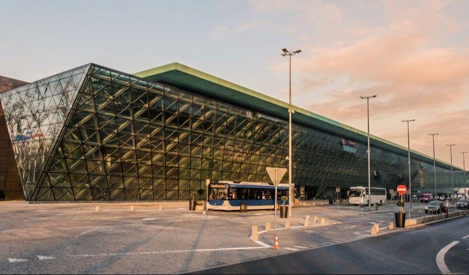 flapper team at toluca airport
