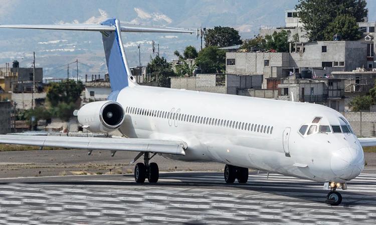 McDonnell Douglas MD-83