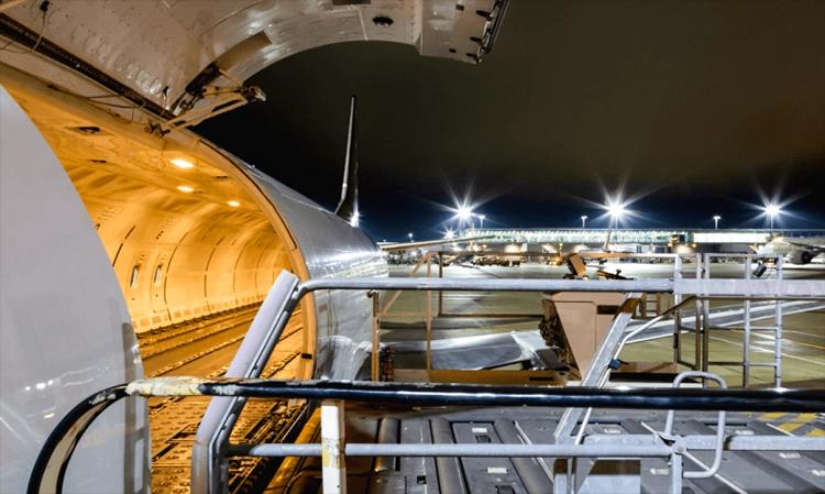 Boeing 737-400F