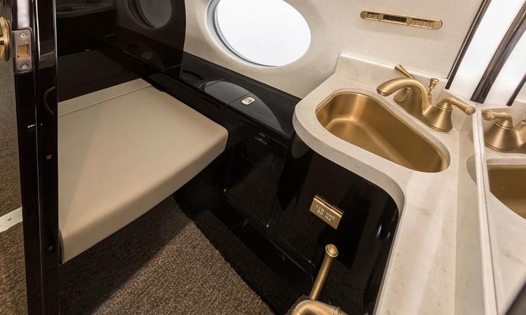 Gulfstream G550