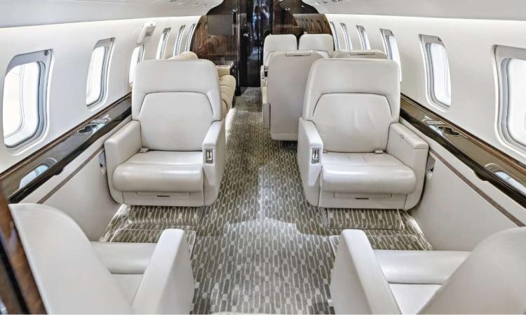 Challenger 605