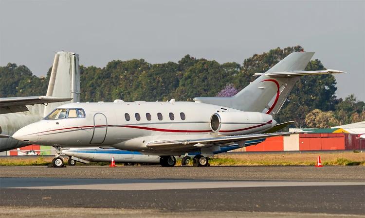 Hawker 750