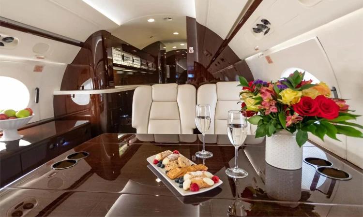 Gulfstream G550