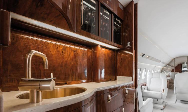 Falcon 2000LX