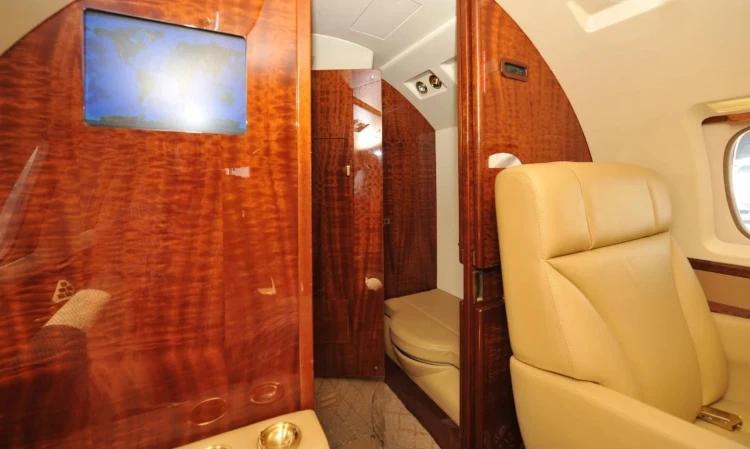 Hawker 1000A