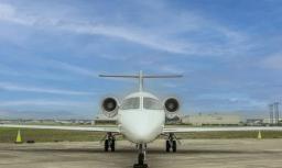 Learjet 75