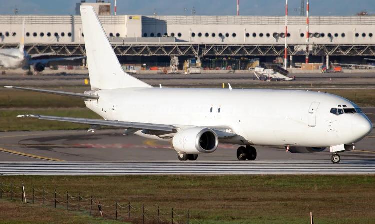 Boeing 737-400F