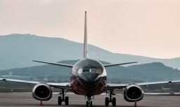 Boeing 737-500