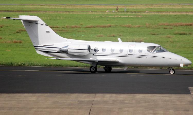 Hawker 400A