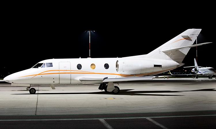 Falcon 100