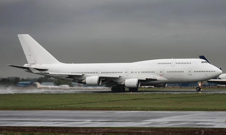 Boeing 747-400