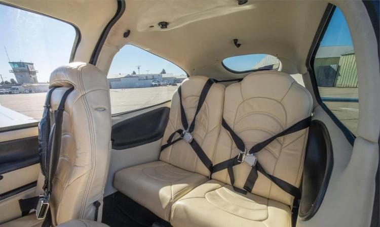 Cirrus SR22