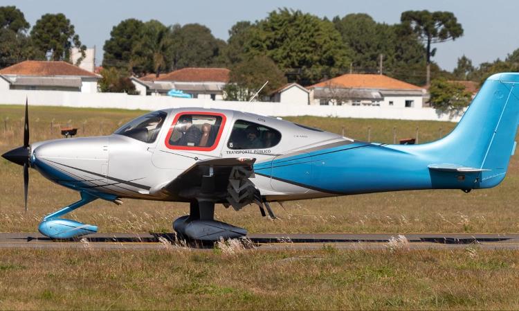 Cirrus SR22