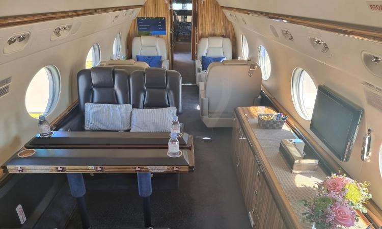 Gulfstream G550