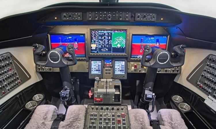 Learjet 75