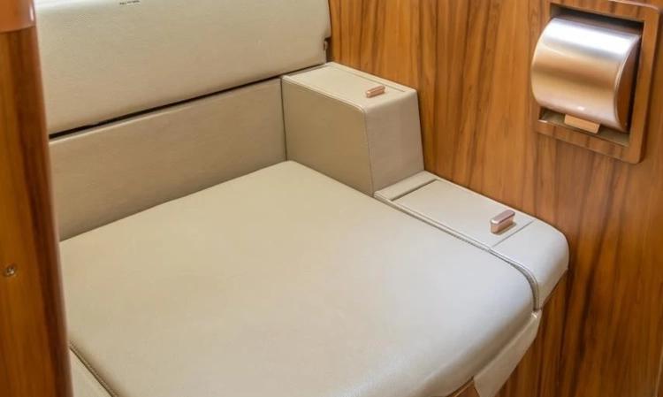 Falcon 2000LX