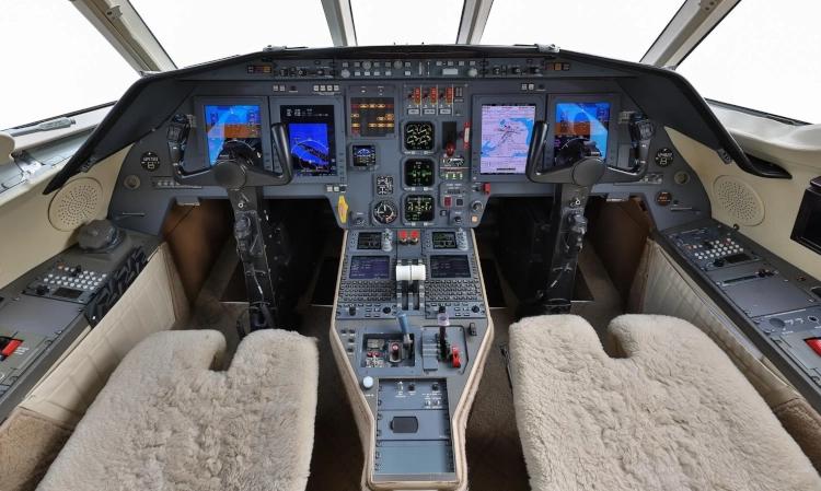 Falcon 2000LX