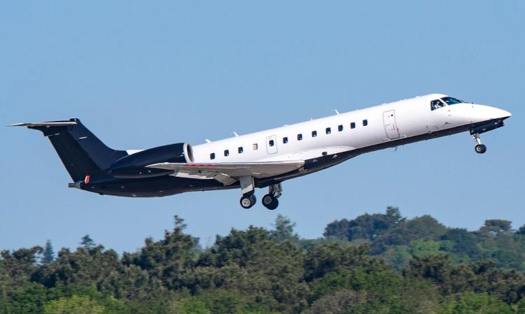 Embraer 135