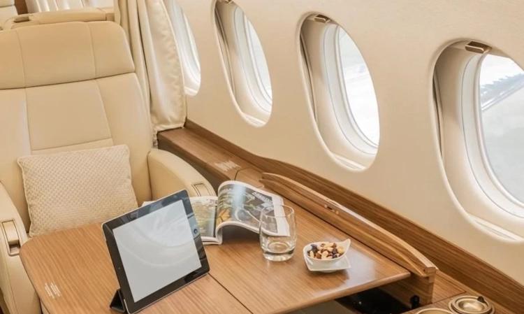 Falcon 2000LX