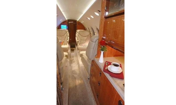Hawker 800XP
