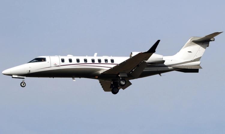 Learjet 75