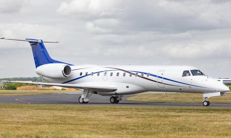 Embraer 135