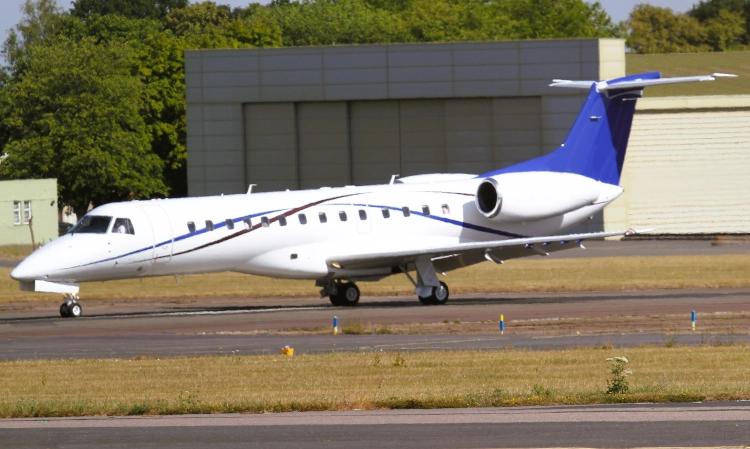 Embraer 135