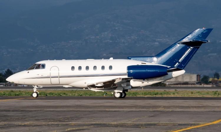 Hawker 750
